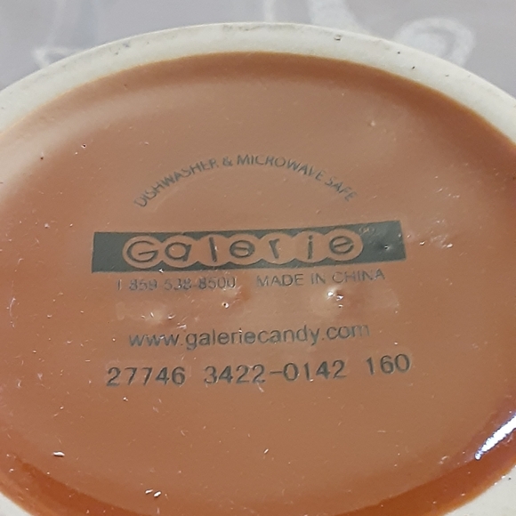 Gallerie Sock Monkey Coffee/Tea/Hot Chocolate Mug 14 Oz Capacity Double Handles - Picture 5 of 6